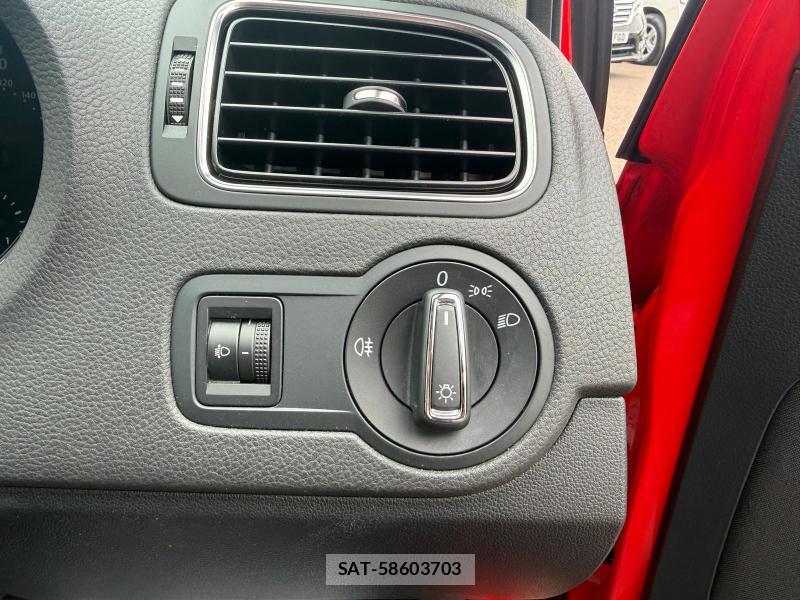 VolksWagen POLO 2014-12 1252843-18