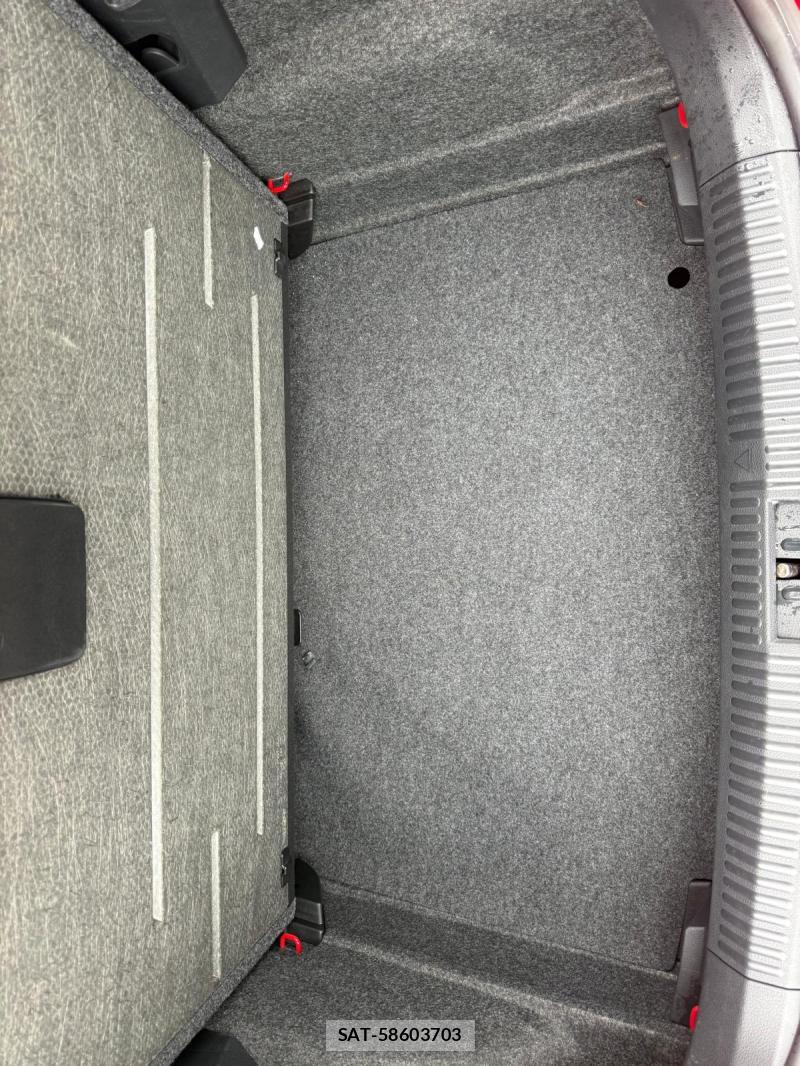 VolksWagen POLO 2014-12 1252843-39