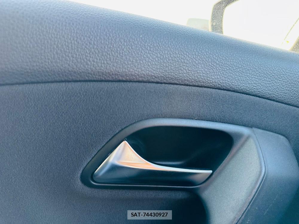 VolksWagen POLO 2013 6787618-22