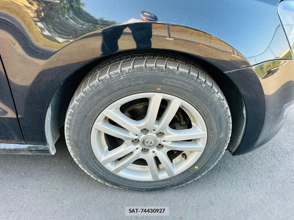 VolksWagen POLO 2013 6787618-28