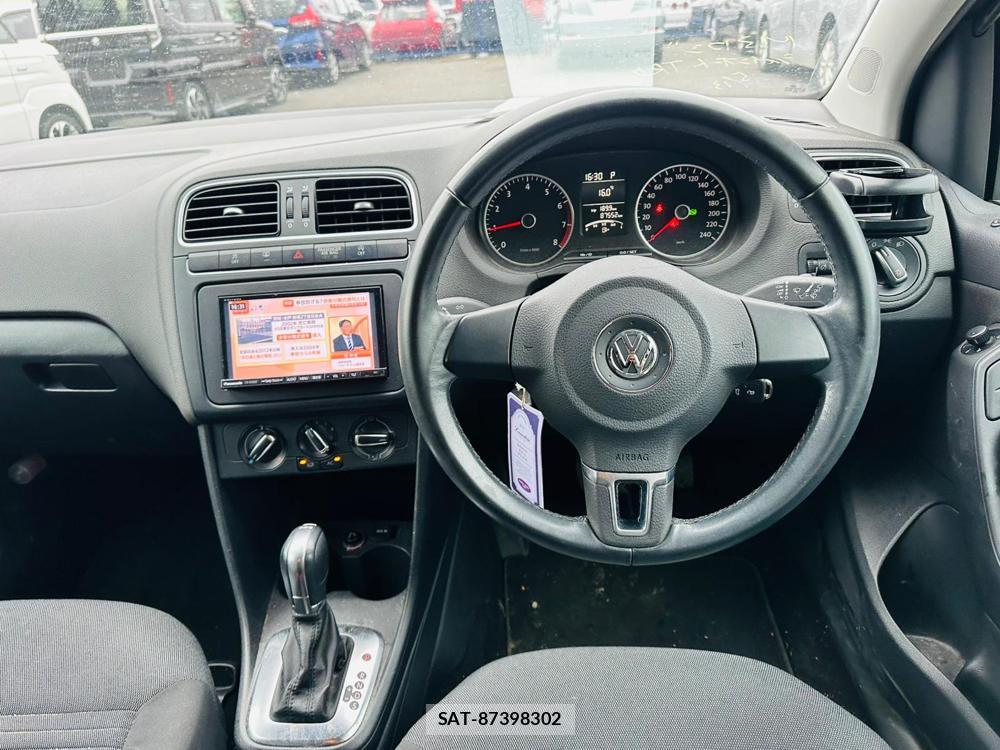VolksWagen POLO 2013 6787620-13