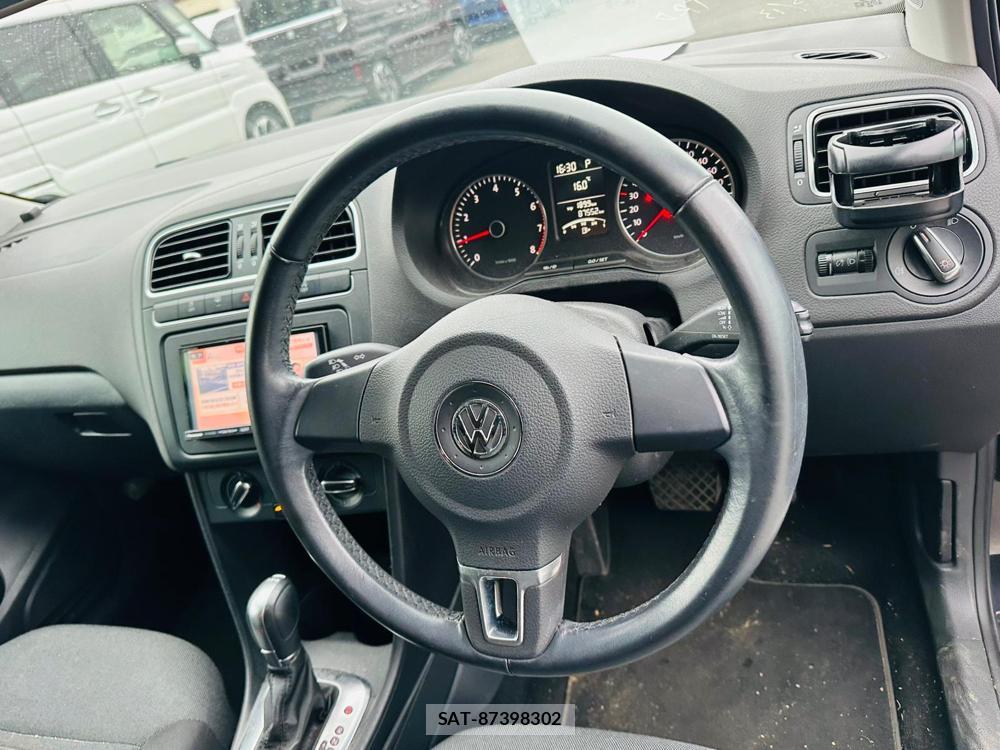 VolksWagen POLO 2013 6787620-14