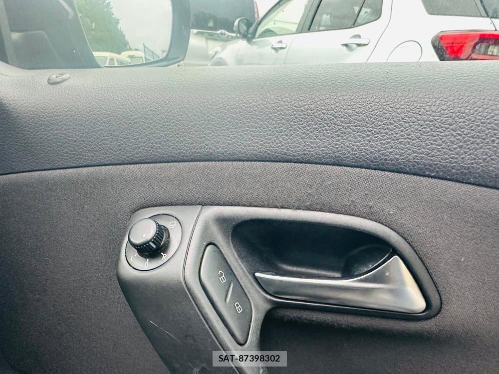 VolksWagen POLO 2013 6787620-19