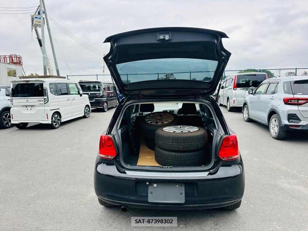 VolksWagen POLO 2013 6787620-25