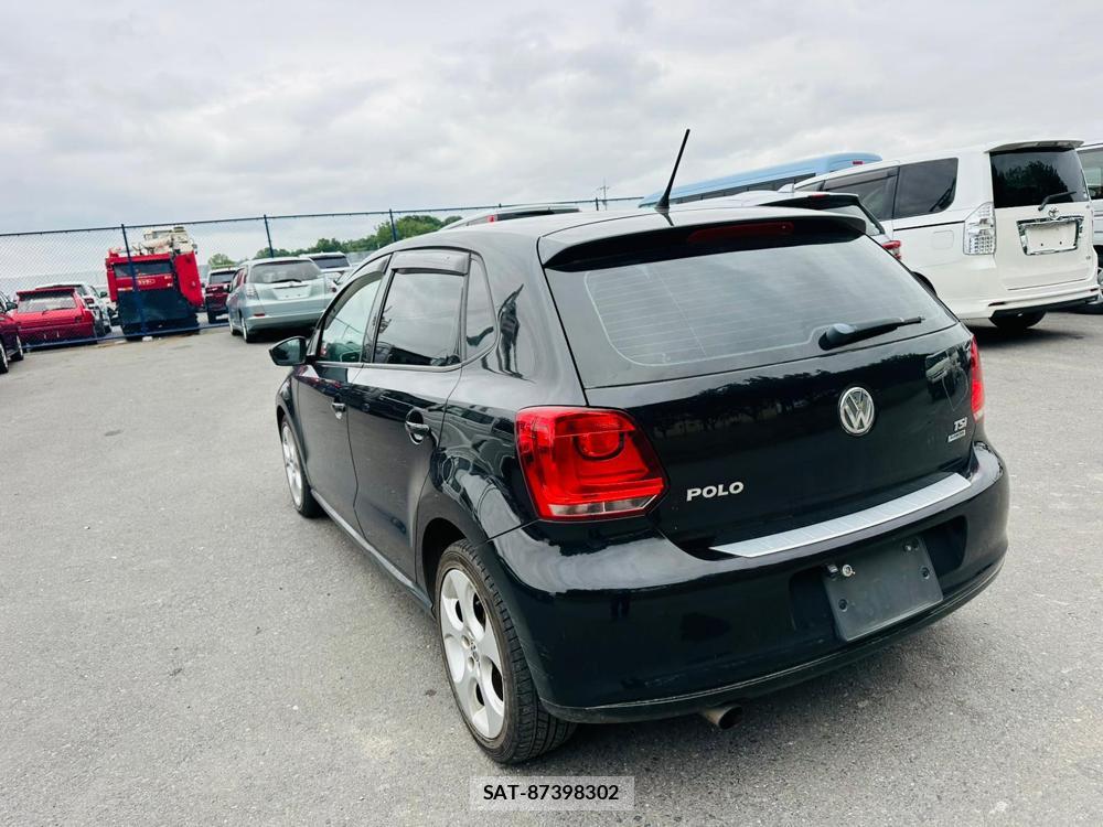 VolksWagen POLO 2013 6787620-2