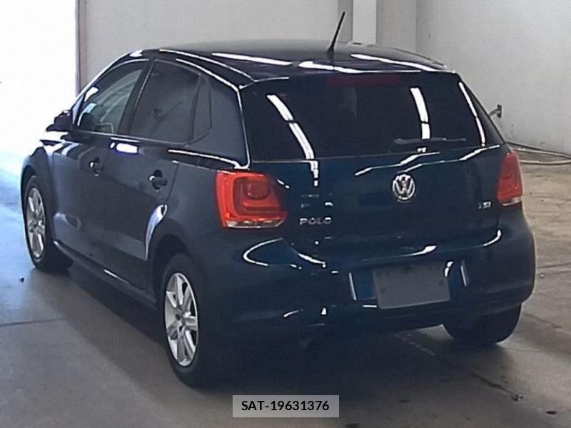 VolksWagen POLO 2012-09 7227988-2