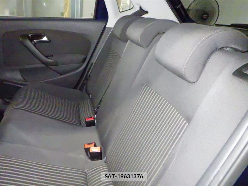 VolksWagen POLO 2012-09 7227988-5