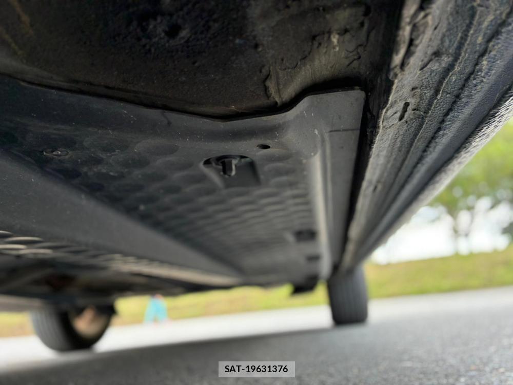 VolksWagen POLO 2012-09 7227988-35