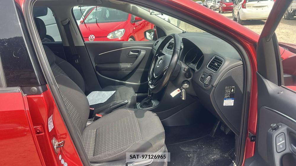 VolksWagen POLO 2014 6937242-11