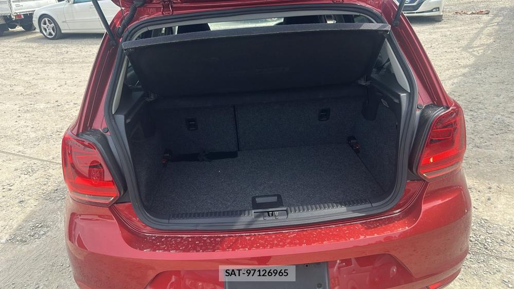 VolksWagen POLO 2014 6937242-22