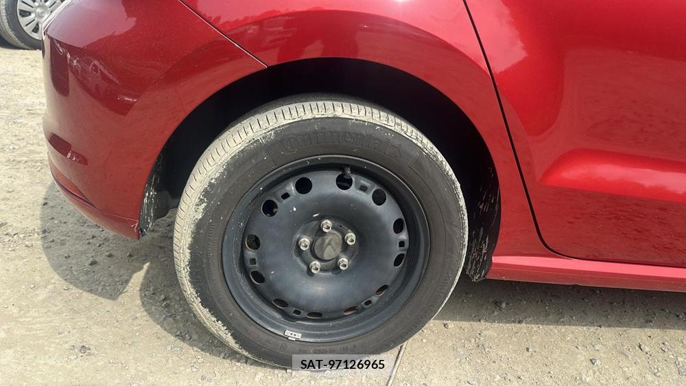 VolksWagen POLO 2014 6937242-24