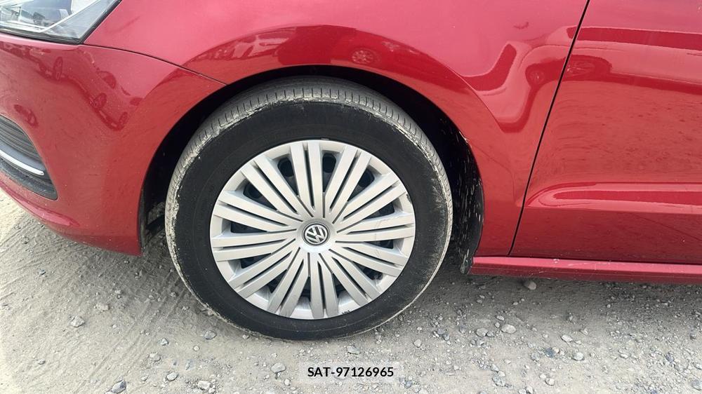 VolksWagen POLO 2014 6937242-26