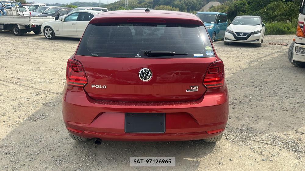 VolksWagen POLO 2014 6937242-3