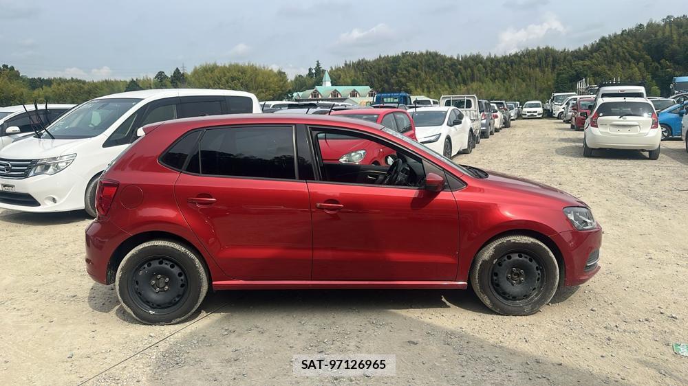 VolksWagen POLO 2014 6937242-5