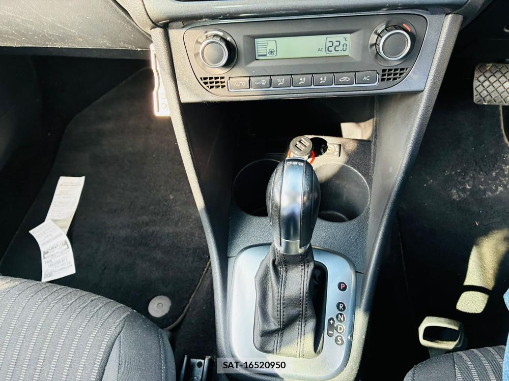 VolksWagen POLO 2011-06 7721546-19