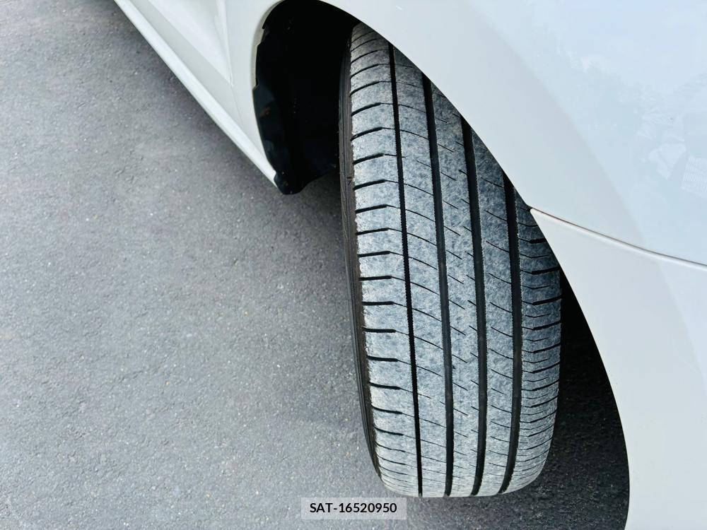 VolksWagen POLO 2011-06 7721546-32