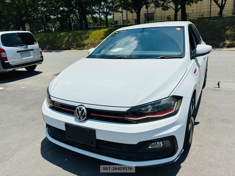 VolksWagen POLO 2018-07 7892153-0