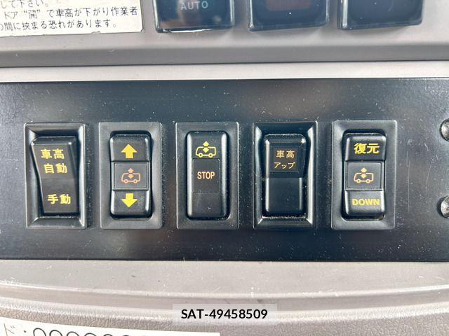 Hino PONCHO 2009-02 7223528-17