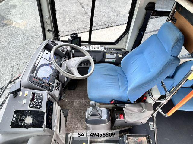 Hino PONCHO 2009-02 7223528-3