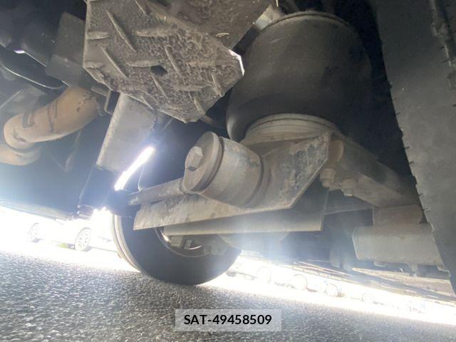 Hino PONCHO 2009-02 7223528-4