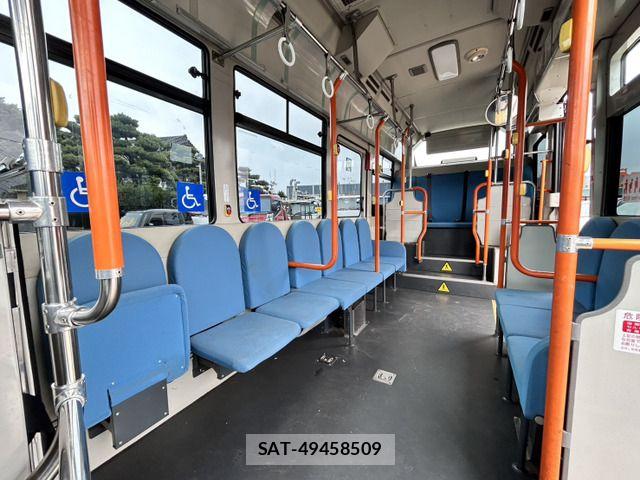Hino PONCHO 2009-02 7223528-6