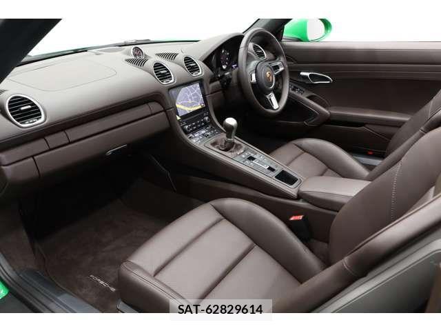 Porsche 718 Boxster 2020-09 902906-9