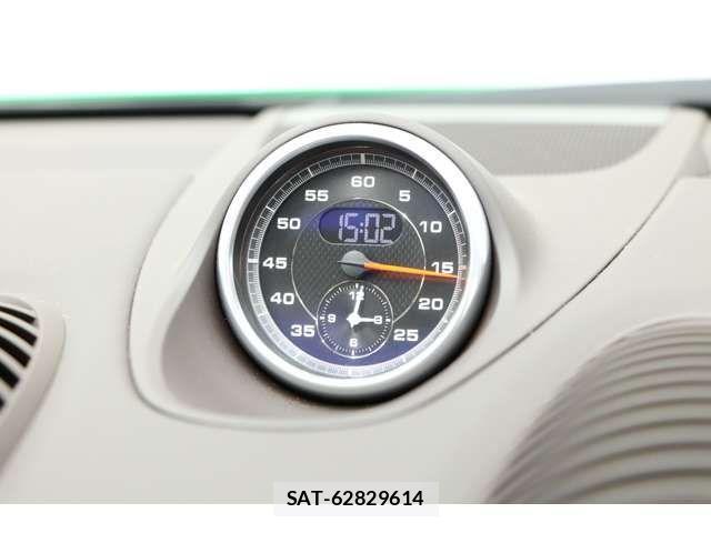 Porsche 718 Boxster 2020-09 902906-1