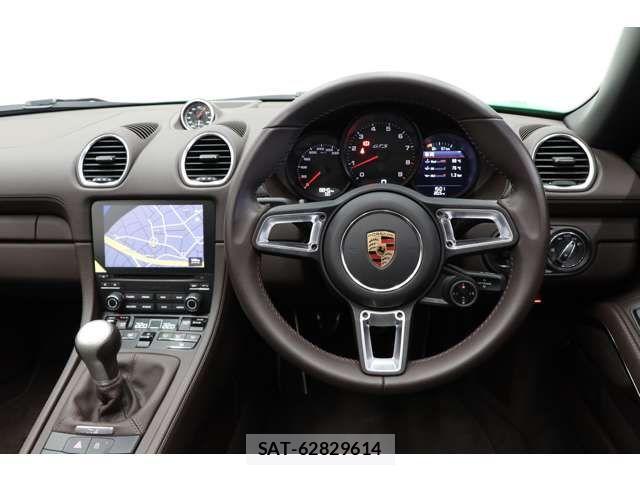 Porsche 718 Boxster 2020-09 902906-2