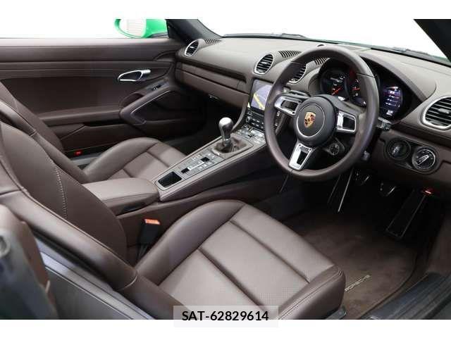 Porsche 718 Boxster 2020-09 902906-5