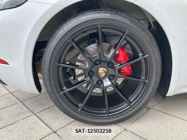 Porsche 718 Boxster 2022-12 1102842-9