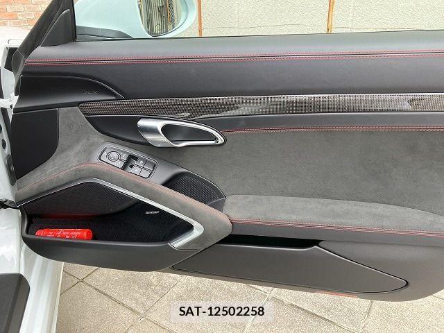 Porsche 718 Boxster 2022-12 1102842-23