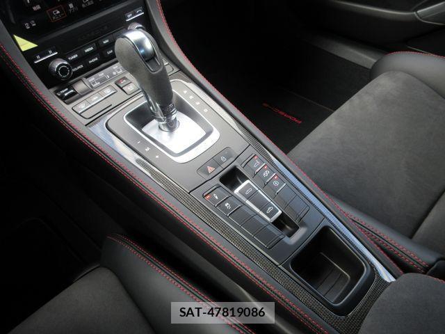 Porsche 718 Boxster 2025-10 1375027-29