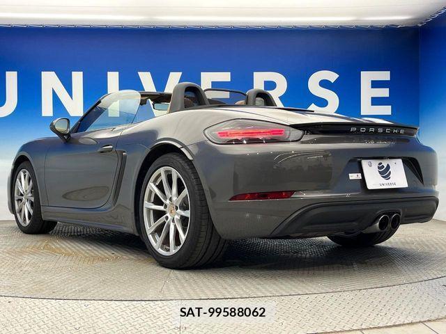 Porsche 718 Boxster 2016-08 1474245-17