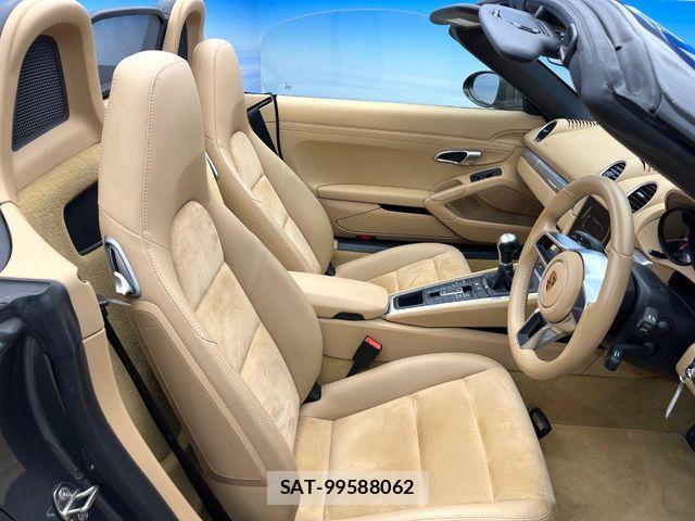 Porsche 718 Boxster 2016-08 1474245-8