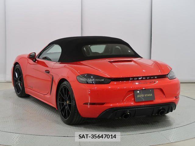 Porsche 718 Boxster 2021-03 2673908-11