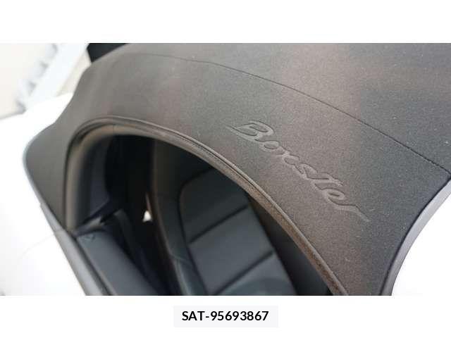 Porsche 718 Boxster 2024-06 3016007-11
