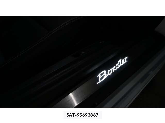 Porsche 718 Boxster 2024-06 3016007-18