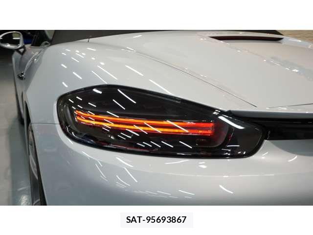 Porsche 718 Boxster 2024-06 3016007-4