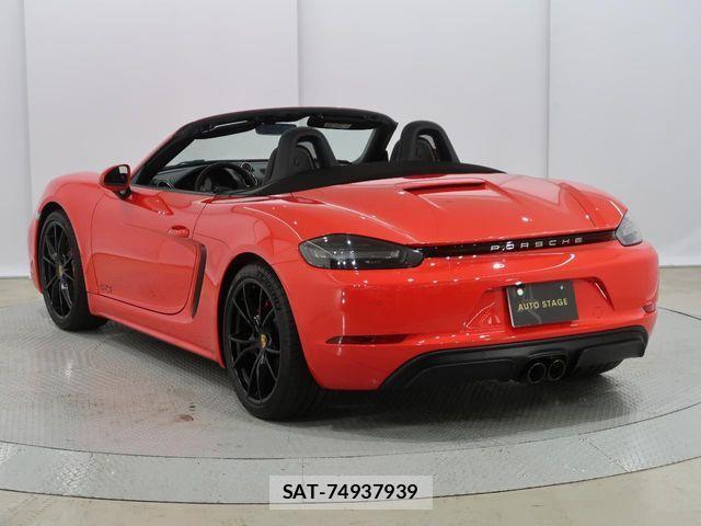 Porsche 718 Boxster 2018-11 4047242-11