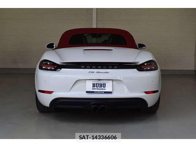 Porsche 718 Boxster 2019-12 4599290-12