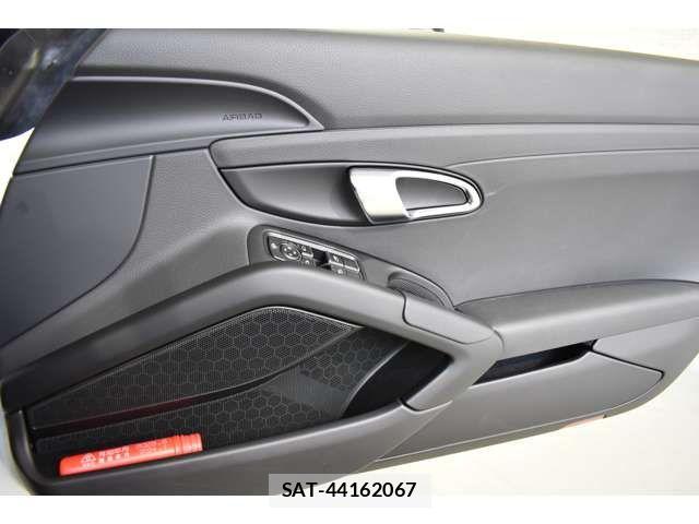 Porsche 718 Boxster 2019-12 4599287-18