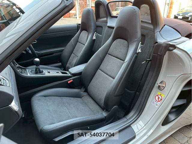 Porsche 718 Boxster 2025-03 6277100-9