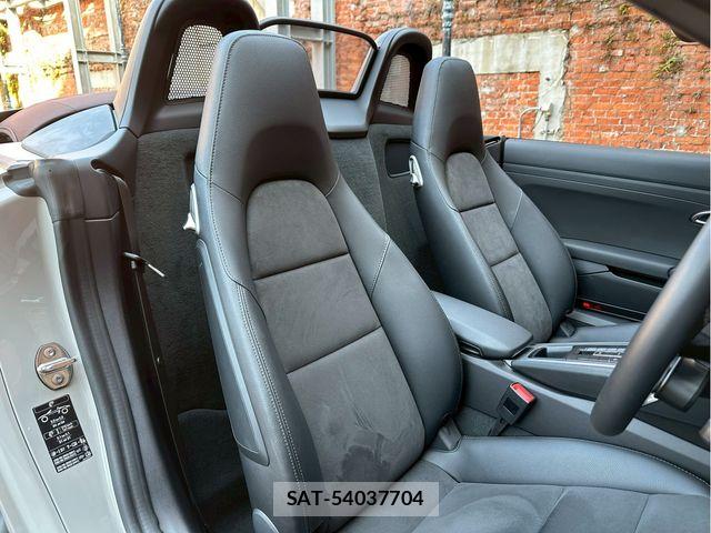 Porsche 718 Boxster 2025-03 6277100-25