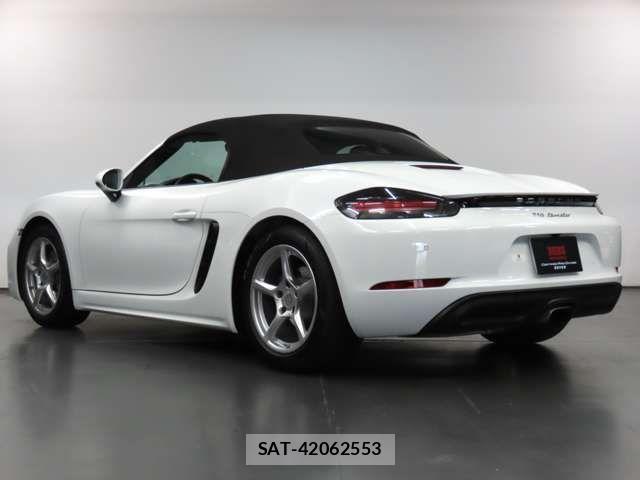Porsche 718 Boxster 2018-12 6501932-9