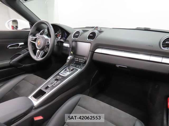 Porsche 718 Boxster 2018-12 6501932-16