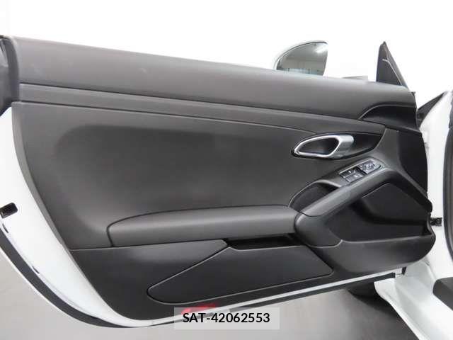 Porsche 718 Boxster 2018-12 6501932-19