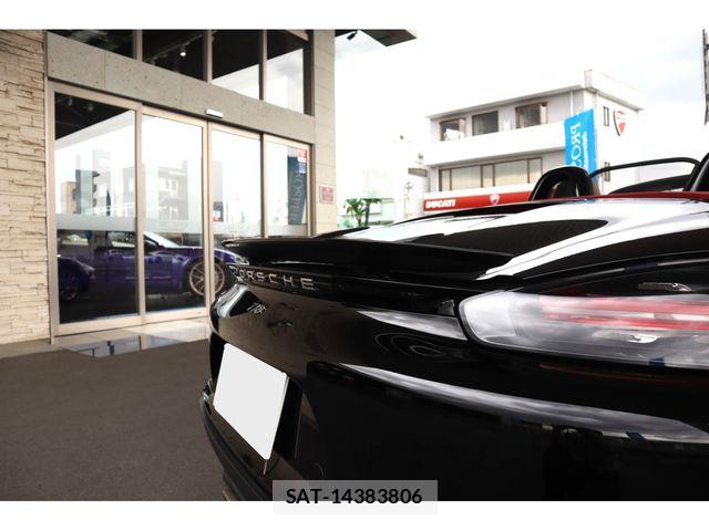 Porsche 718 Boxster 2016-08 6752846-18