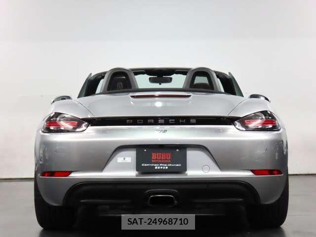 Porsche 718 Boxster 2018-12 7216221-7