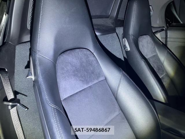 Porsche 718 Boxster 2017-12 7223530-12
