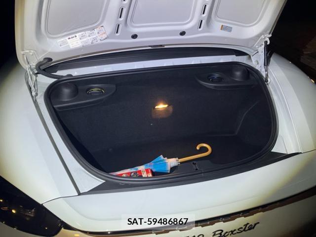 Porsche 718 Boxster 2017-12 7223530-29